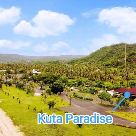 Kuta Paradise Bagian luar foto